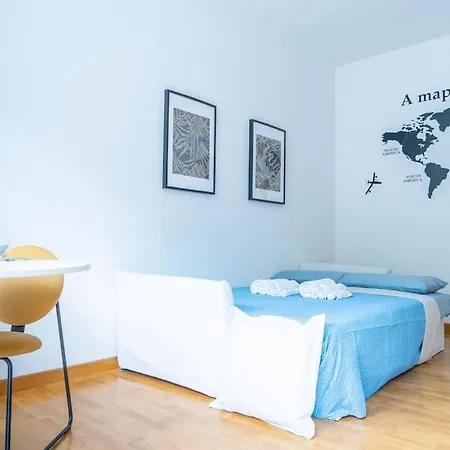 La Casa Di Claudio Incantevole In Centro شقة كومو